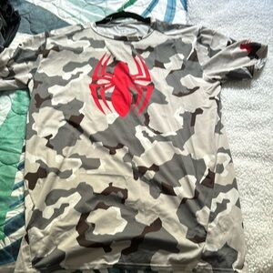 Spider man under armour T shirt